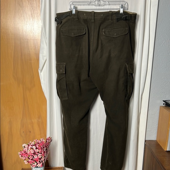 Banana Republic Men's Olive Green Moleskin Cargo Traveler Pants Size 38x30 - Picture 5 of 14
